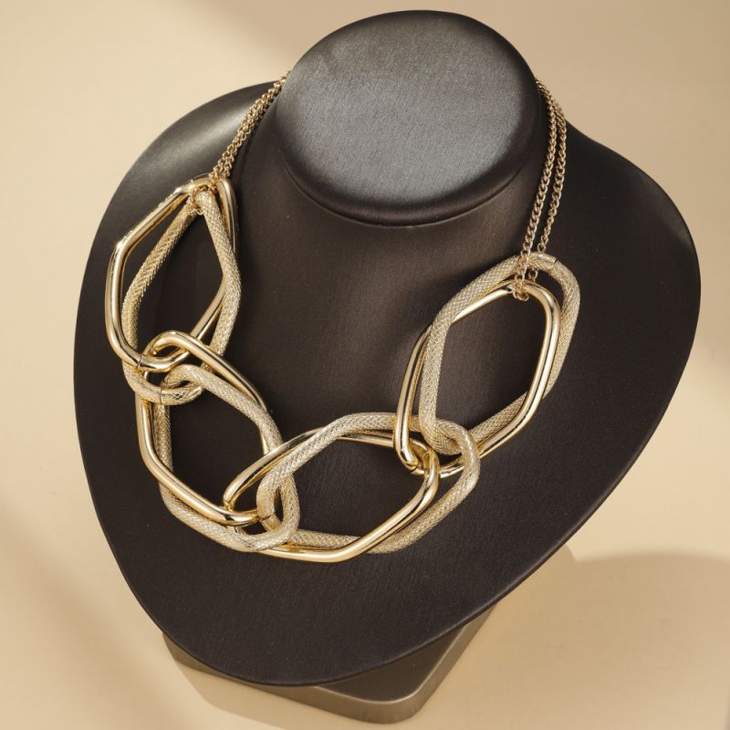 Sivara Fashion Gold Metal Chain Necklace