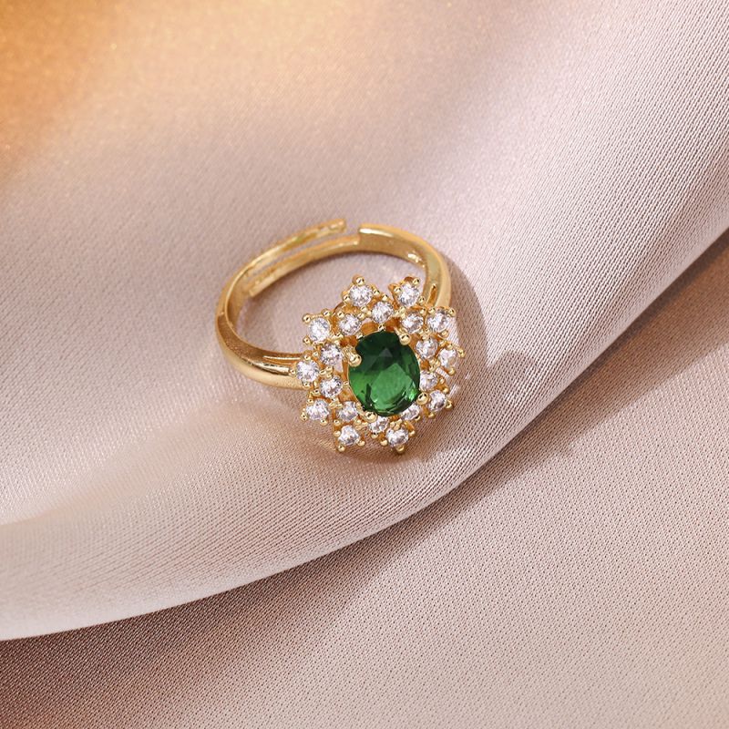 Sivara Gold Metal Diamond Flower Ring