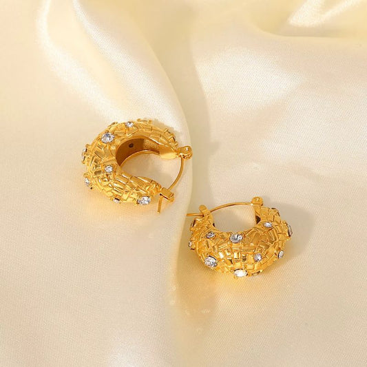 Sivara Gold Titanium Steel Oval Earrings with Diamonds